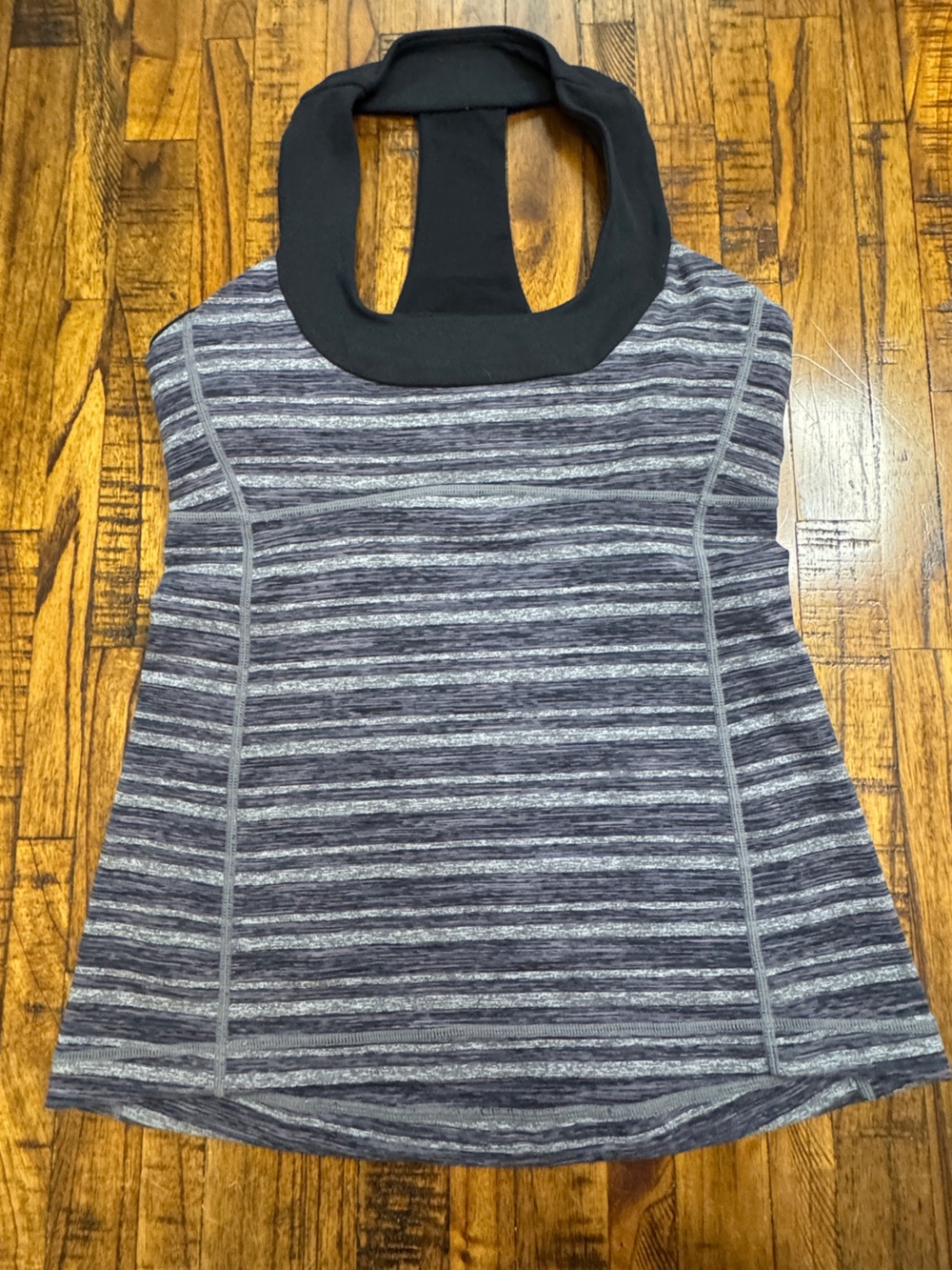 Lululemon Scoop Neck Tank Size 6